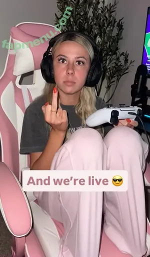 Leah Remini / leahremini nude photo #0340