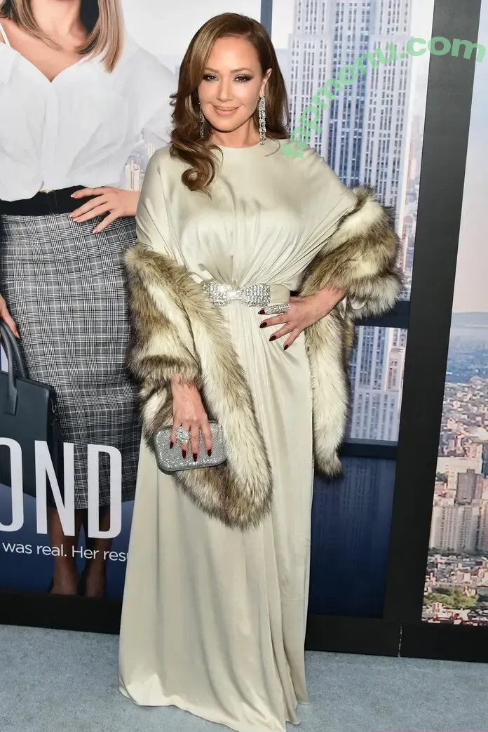 Leah Remini nude photo #0361 (leahremini)