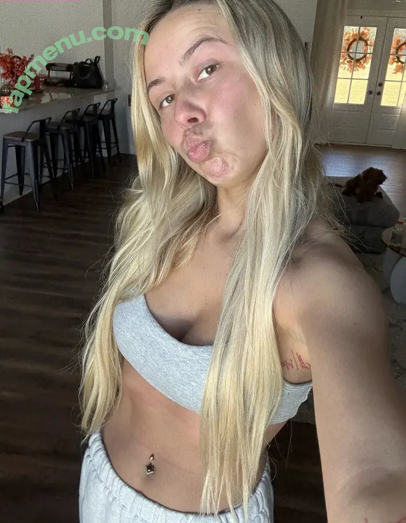 Leah Remini nude photo #0394 (leahremini)