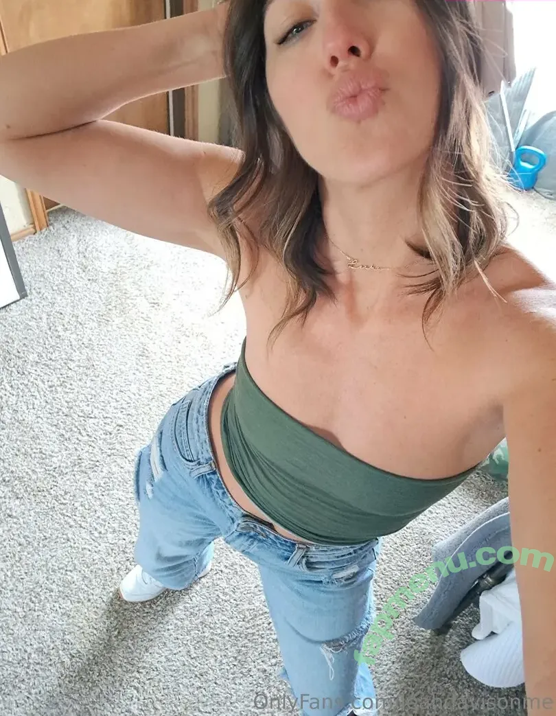 leahdavisonme nude photo #0015 (leahdavisonme)
