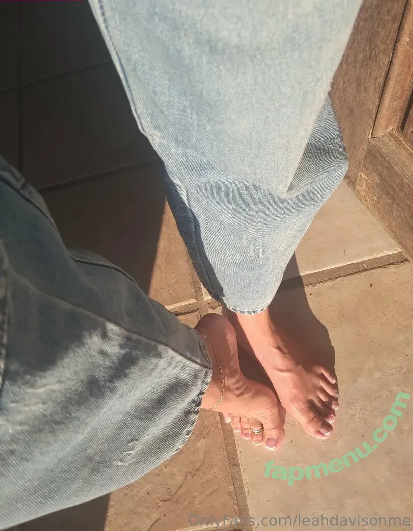 leahdavisonme nude photo #0089 (leaeatsalot)