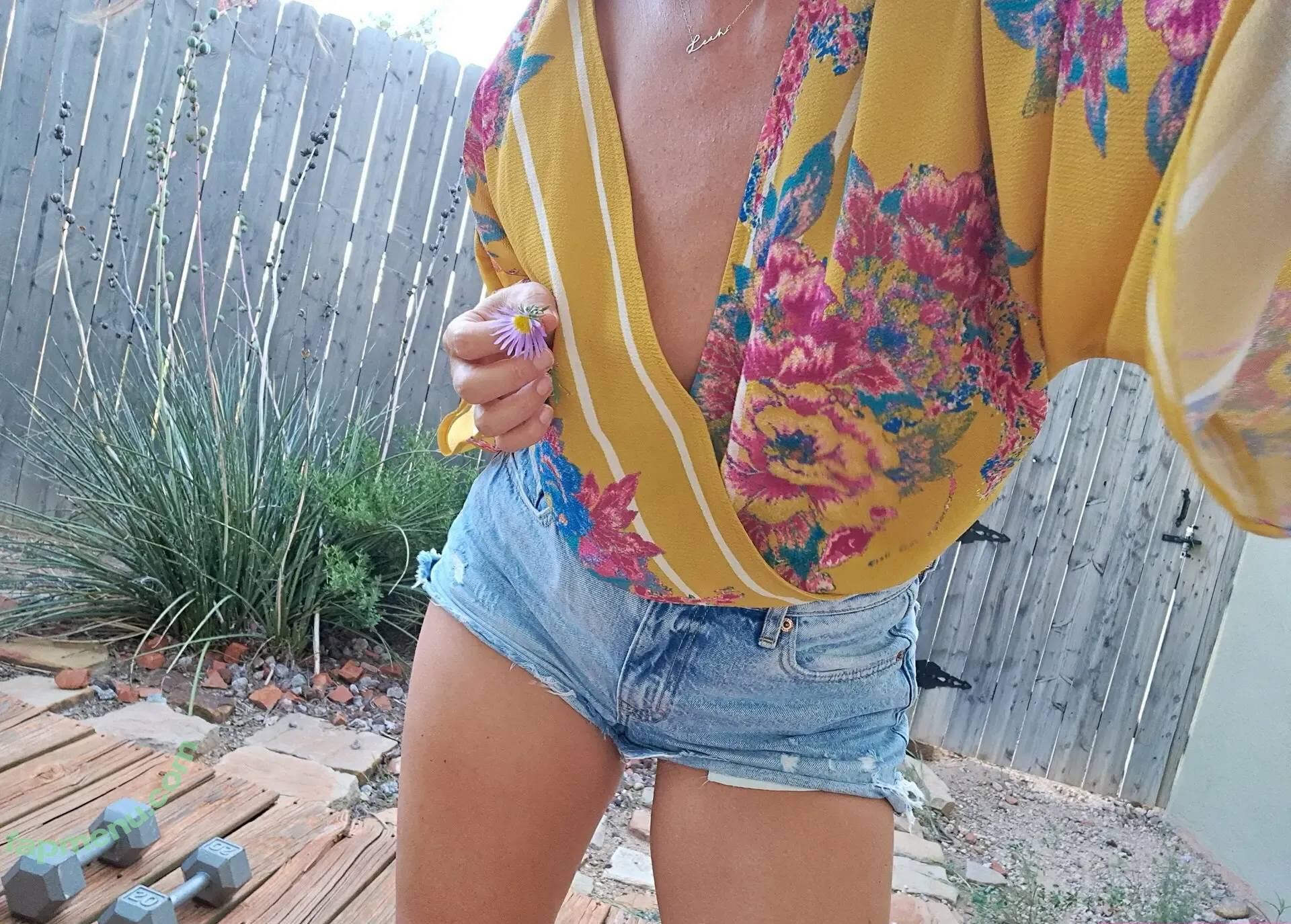leahdavisonme nude photo #0116 (leaeatsalot)