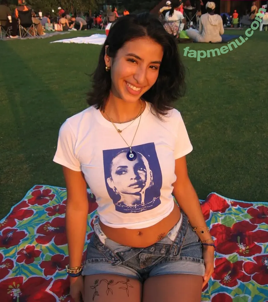 leahhalton_ nude photo #0161 (Leahhalton)