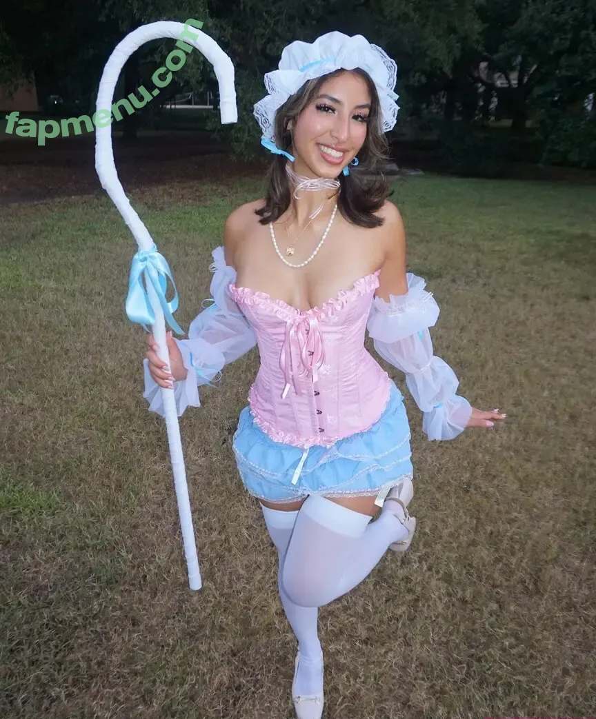 leahhalton_ nude photo #0166 (Leahhalton)