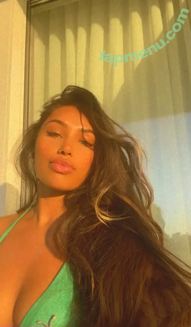 leahhalton_ nude photo #0198 (Leahhalton)