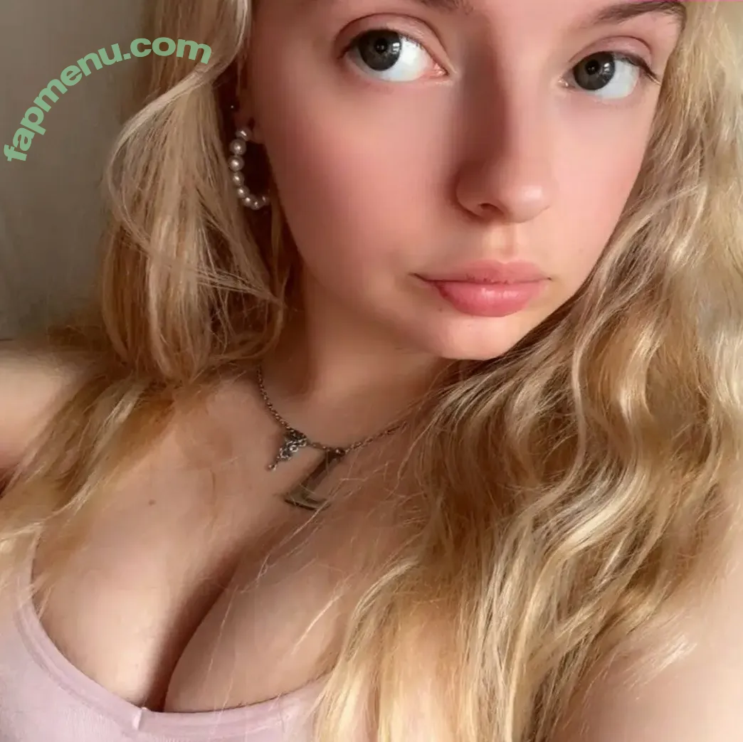 Leahmaggiel_ nude photo #0009 (leahmogford)