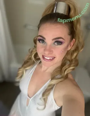  nude photo #0004