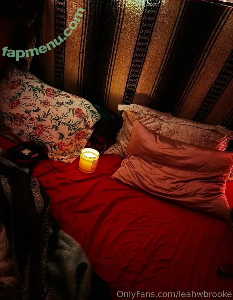 leahwbrooke nude photo #0011 (leahwbrooke)