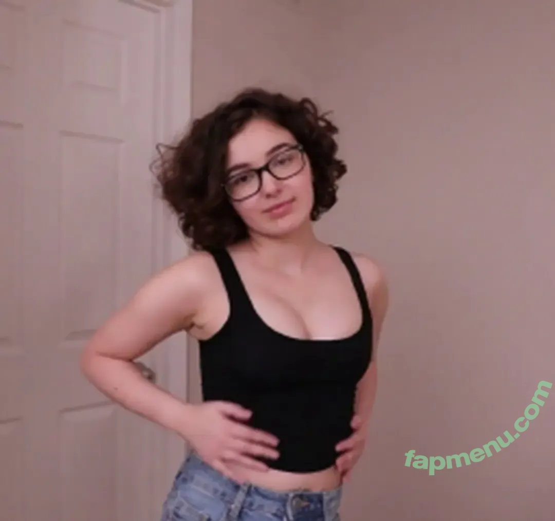 Leana Lovings nude photo #0248 (leanalovings / theleanalovings)