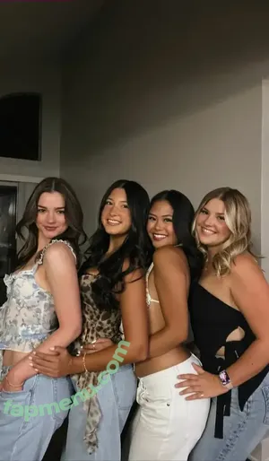 Leann Mae Ferrer / profile nude photo #0078