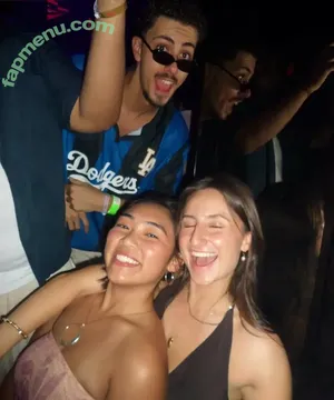 Leann Mae Ferrer / profile nude photo #0116