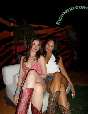 Leann Mae Ferrer / profile nude photo #0135