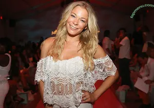 Leann Rimes / leannrimes nude photo #0259