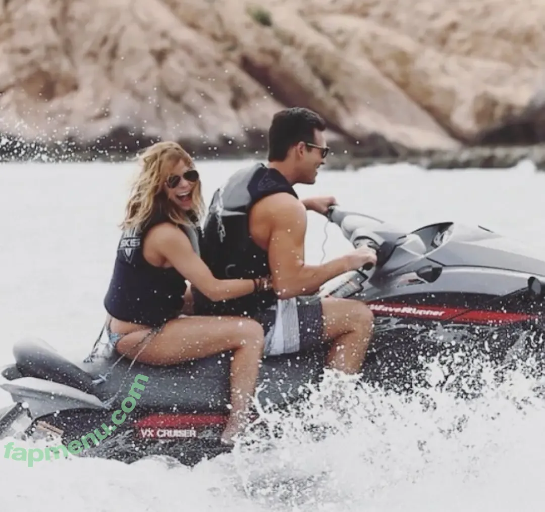 Leann Rimes nude photo #0299 (leannrimes)