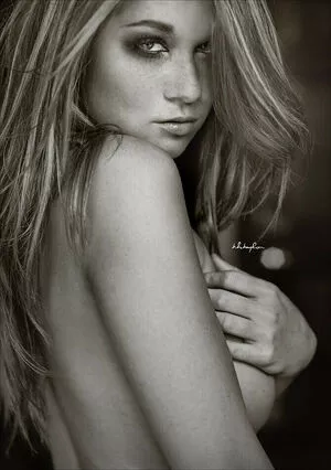 Leanna Decker / leanna_decker / leannadecker_ / officialleannadecker nude photo #0235