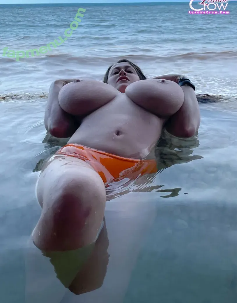 Leanne Crow nude photo #0769 ( / LeanneCrow)