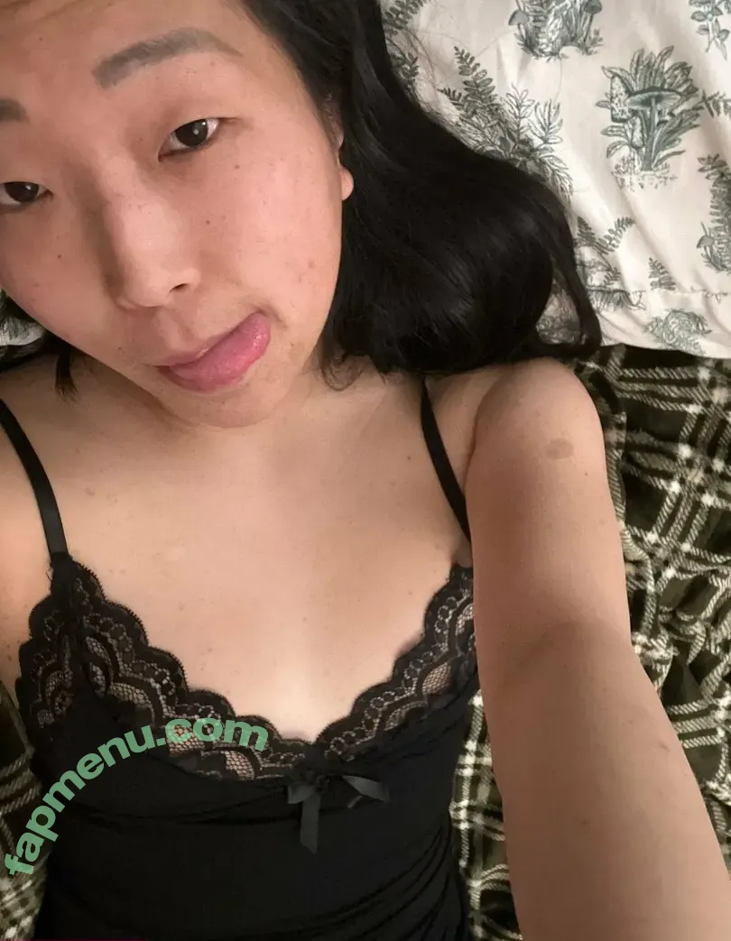 learningsax nude photo #0014 (belyearon)