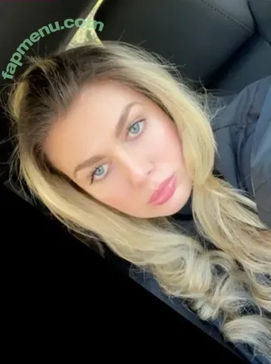 leasophie_official98 / leaa_sophiee98 nude photo #0010