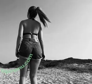 leasophie_official98 / leaa_sophiee98 nude photo #0029