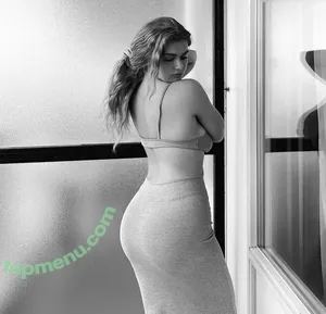 leasophie_official98 / leaa_sophiee98 nude photo #0096