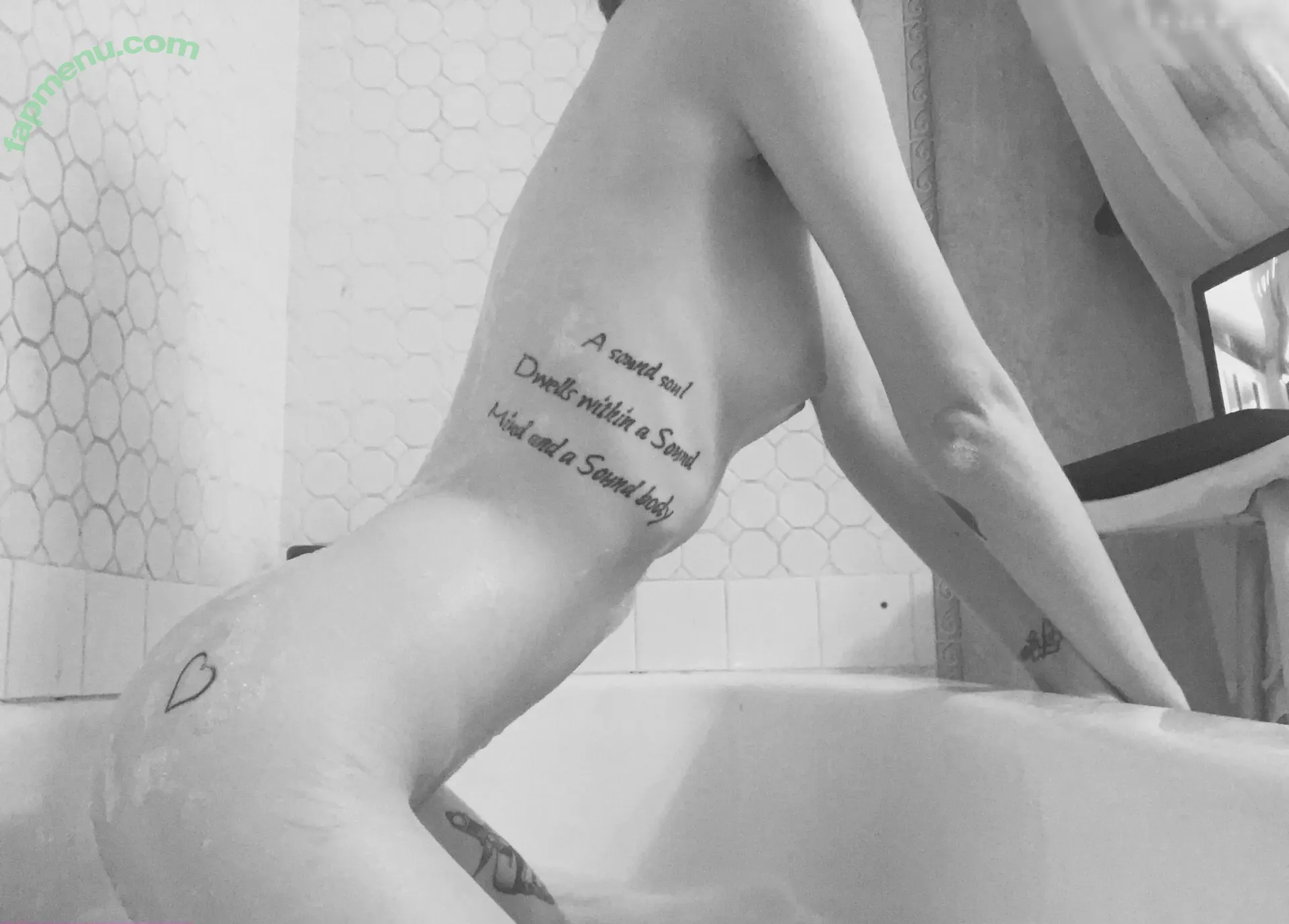 Leda Elizabeth nude photo #0008 (Leda Elizabeth)