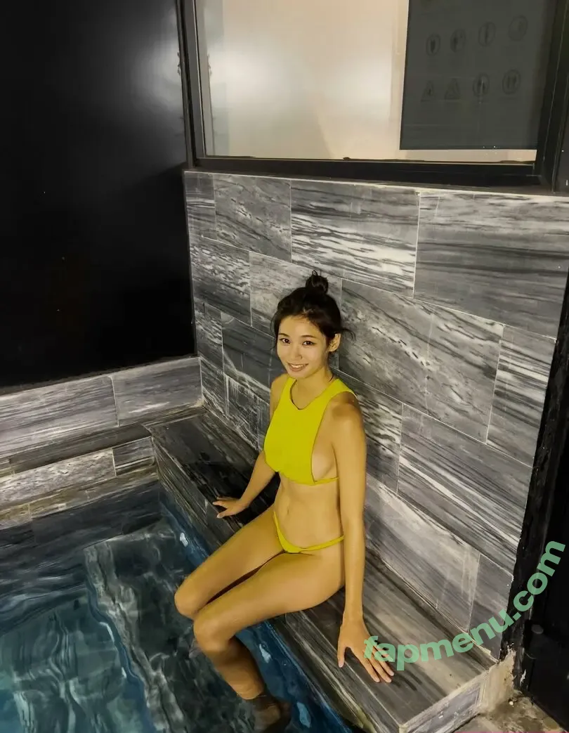 Lee Hee Eun nude photo #0367 (__leeheeeun__ / stayheen)