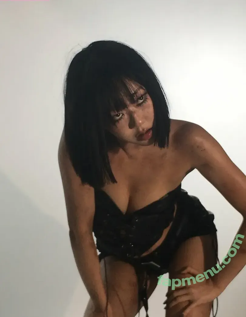 Lee Seoin nude photo #0258 (subak.ee)