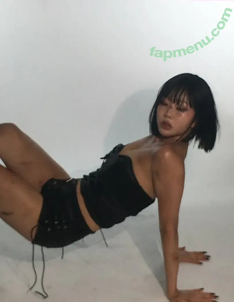 Lee Seoin nude photo #0259 (subak.ee)