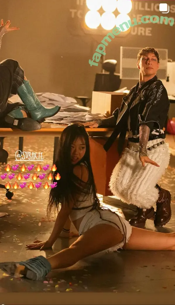 Lee Seoin nude photo #0262 (subak.ee)