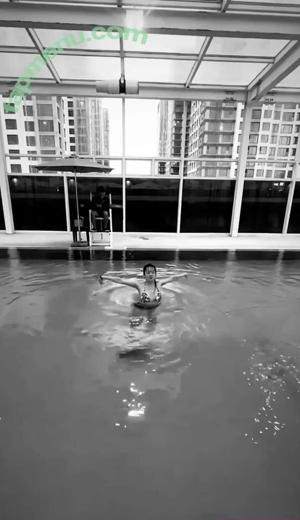 Lee Seoin nude photo #0275 (subak.ee)