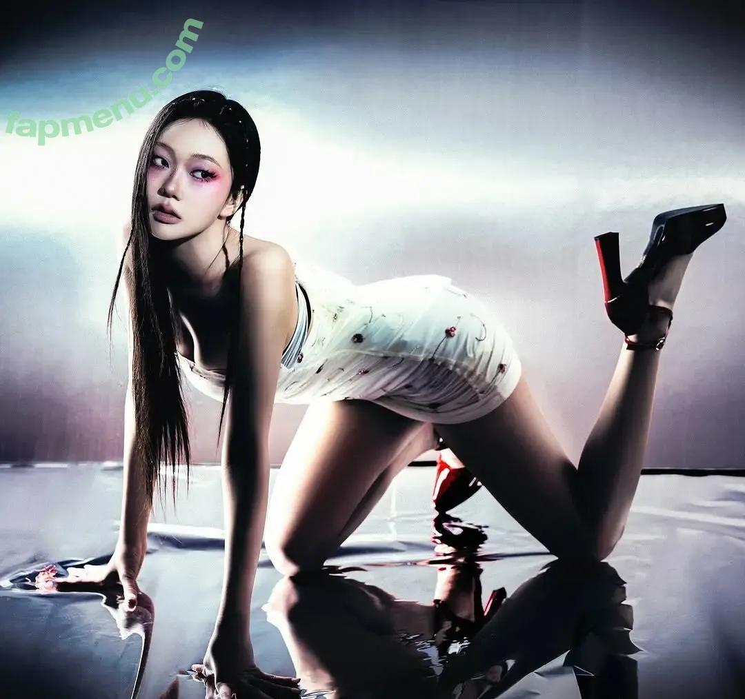 Lee Seoin nude photo #0289 (subak.ee)