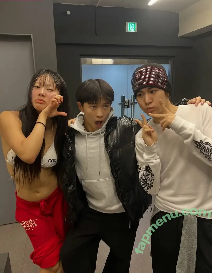 Lee Seoin nude photo #0322 (subak.ee)