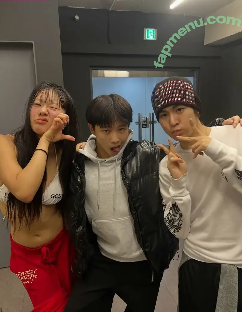 Lee Seoin nude photo #0323 (subak.ee)