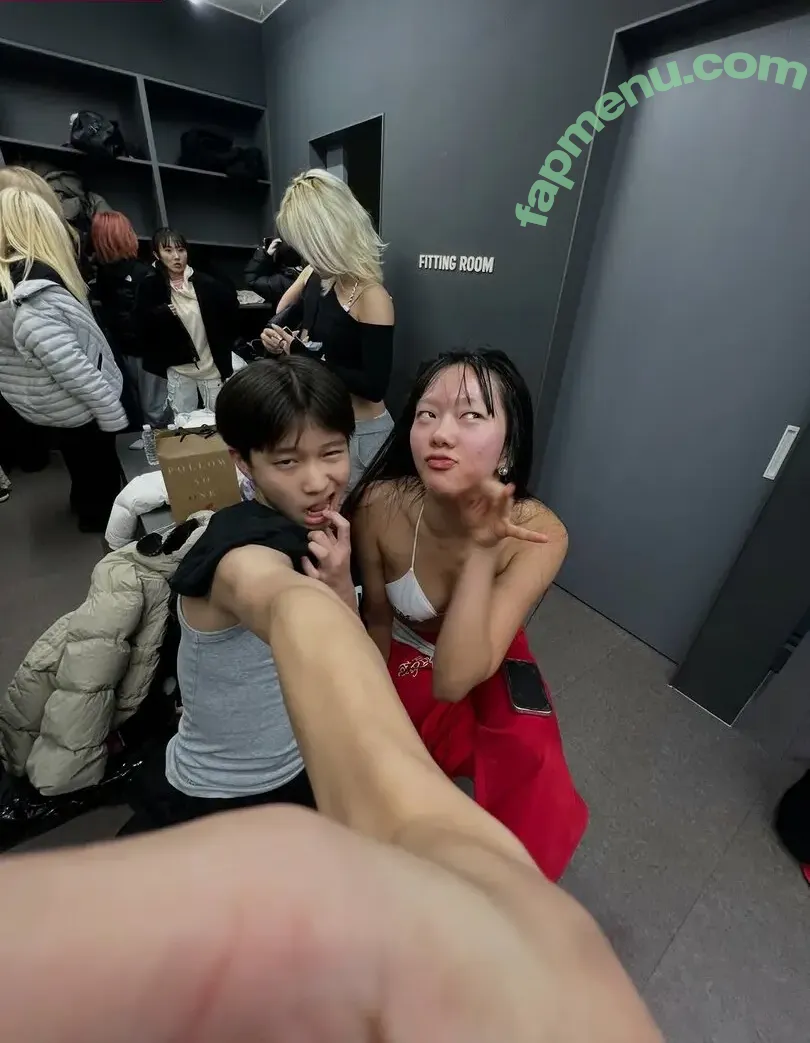 Lee Seoin nude photo #0325 (subak.ee)