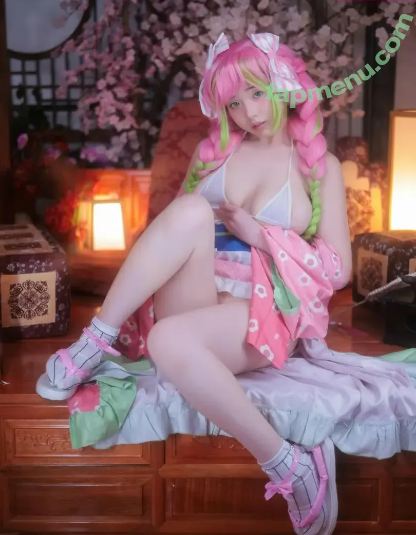 Lee Yeon Woo nude photo #0023 (yeonwooahh / yonu1201 / 이연우 | Yonu Kuro | yonu_kuro)