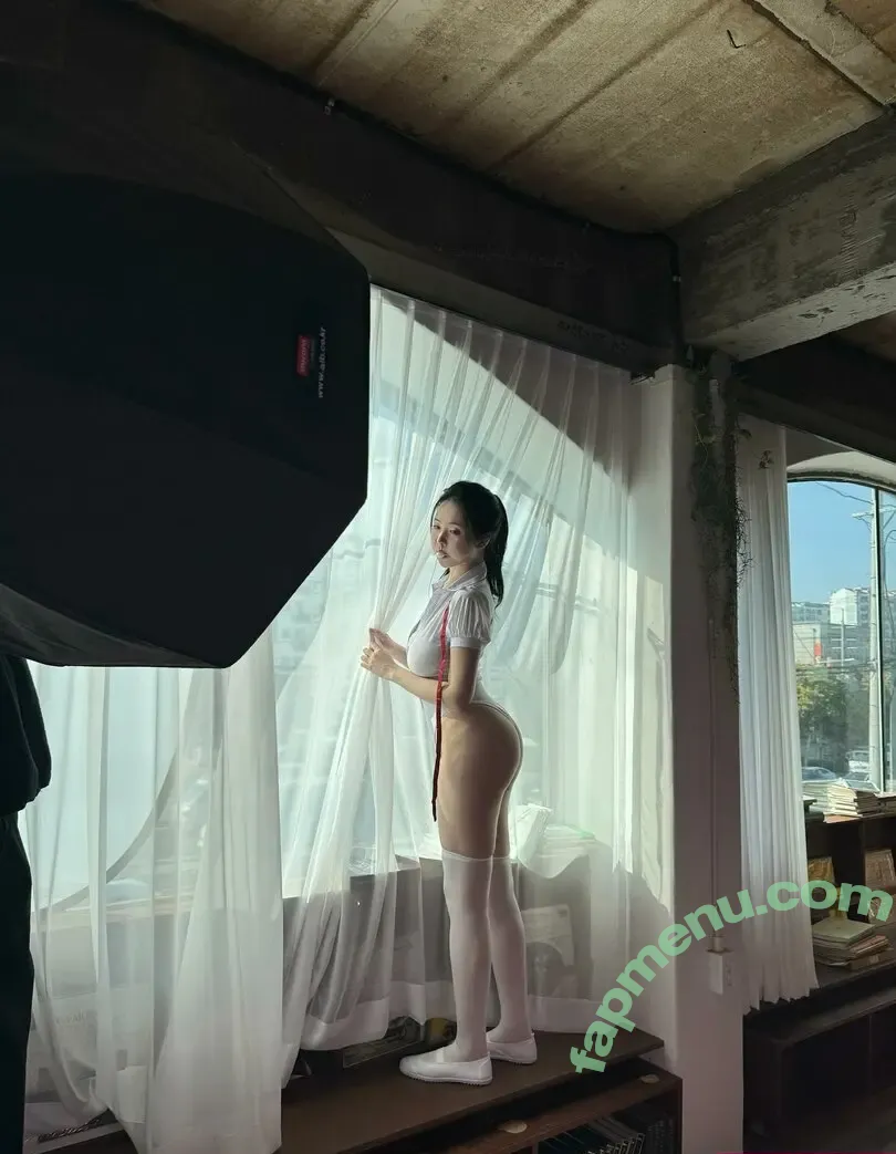 Lee Yeon Woo nude photo #0036 (yeonwooahh / yonu1201 / 이연우 | Yonu Kuro | yonu_kuro)