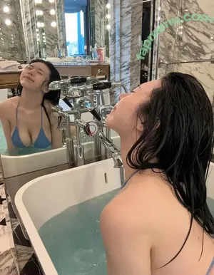 Lee Yeonwoo / yeonwooahh / 이연우 nude photo #0411