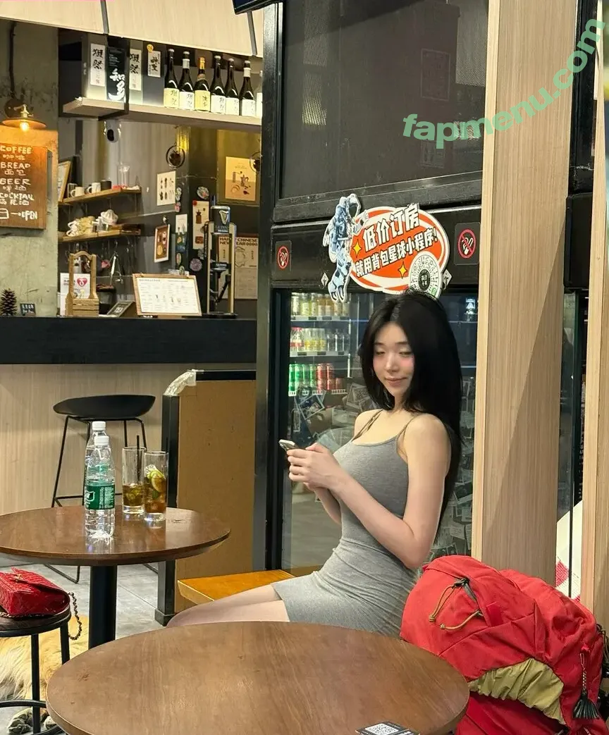 Lee Yeonwoo nude photo #0312 (yeonwooahh / 이연우)