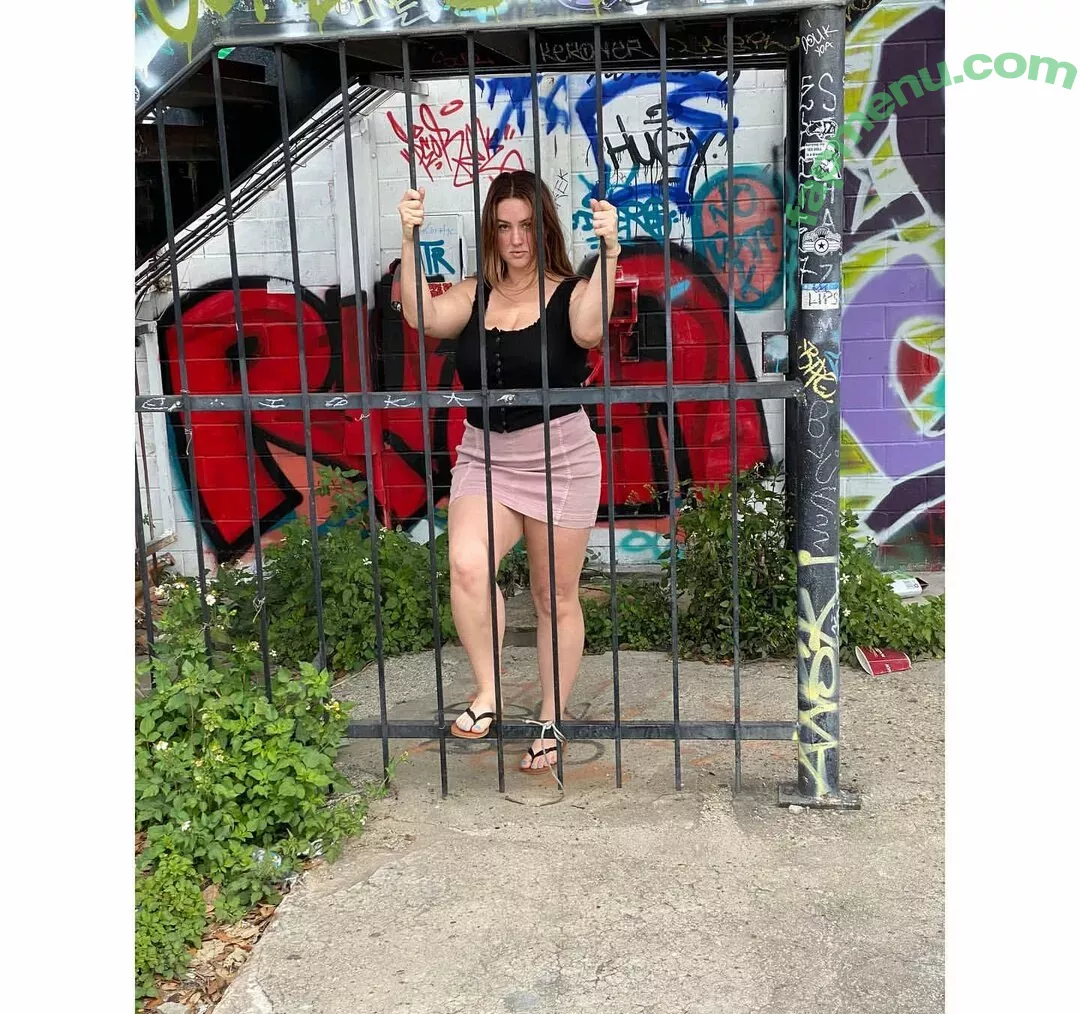 LeeAnne nude photo #0234 (Da1ryqueenoo1 / leeanne_)