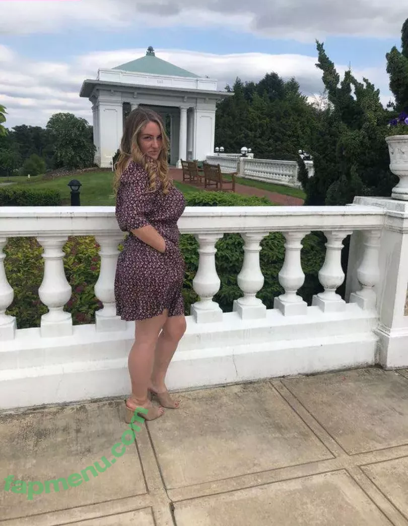 LeeAnne nude photo #0726 (Da1ryqueenoo1 / leeanne_)