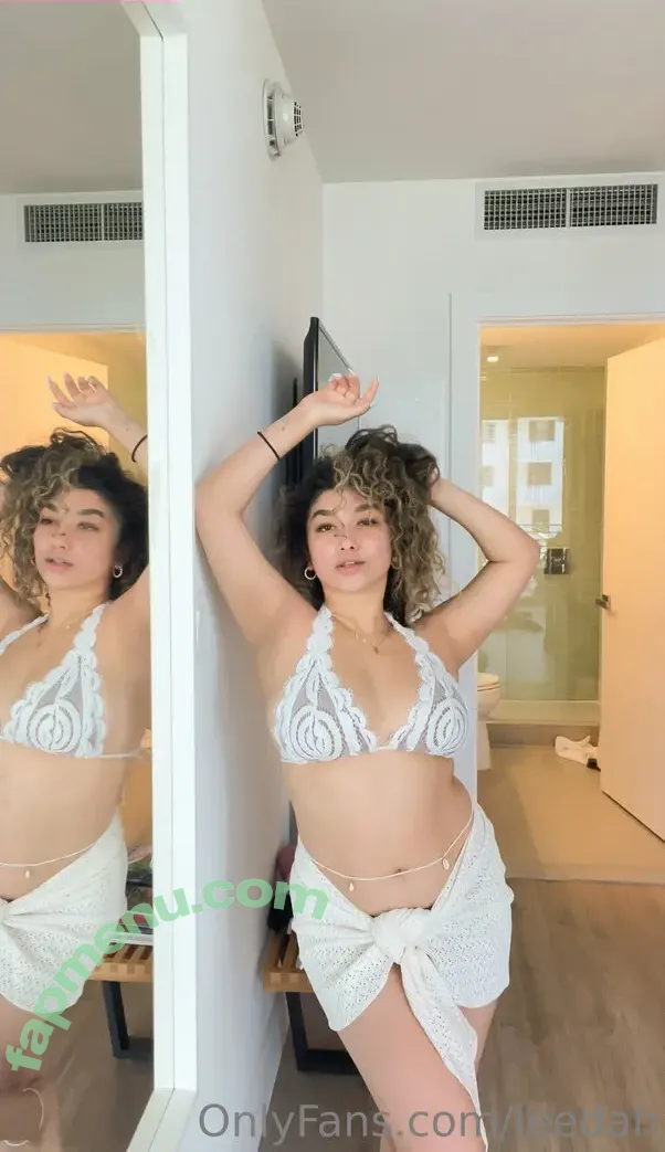 leedah nude photo #0006 (leedahxo)