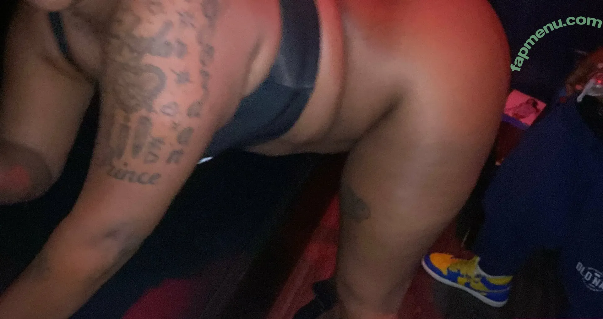 leedahotwife nude photo #0065 (lee_dahotwife)