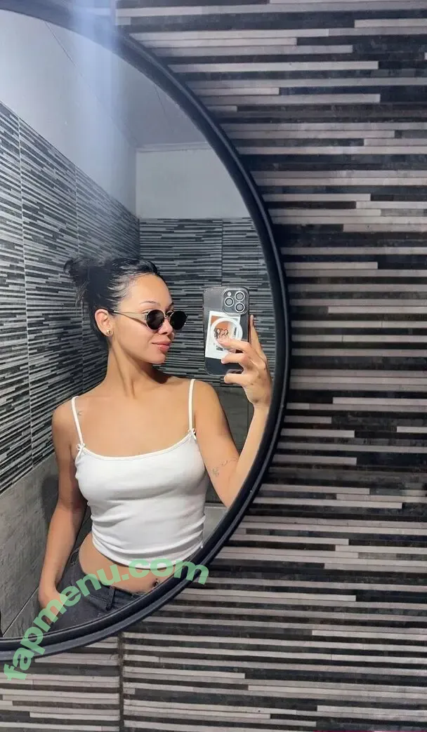 leeiia nude photo #0004 (Leia)