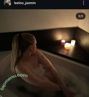  nude photo #0003