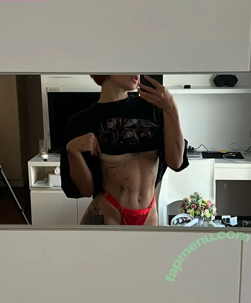 Leeloofit nude photo #0056 (Leeloofit)