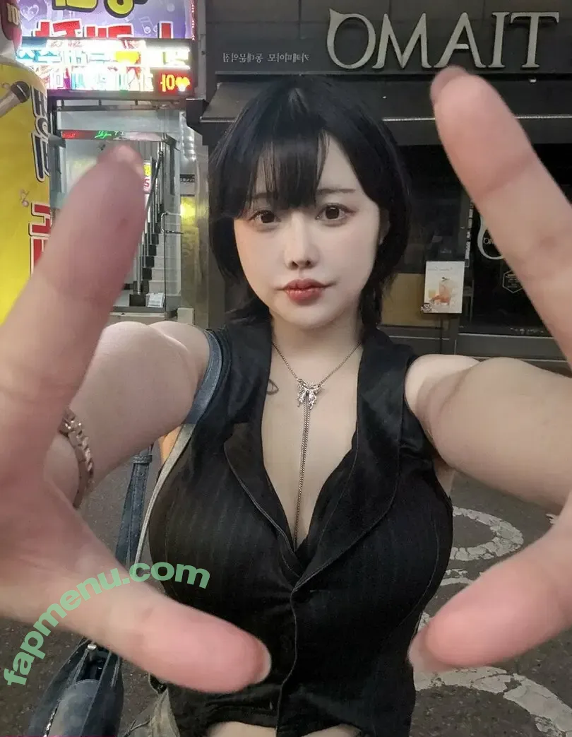 leelynchan nude photo #0006 (leelynchan)