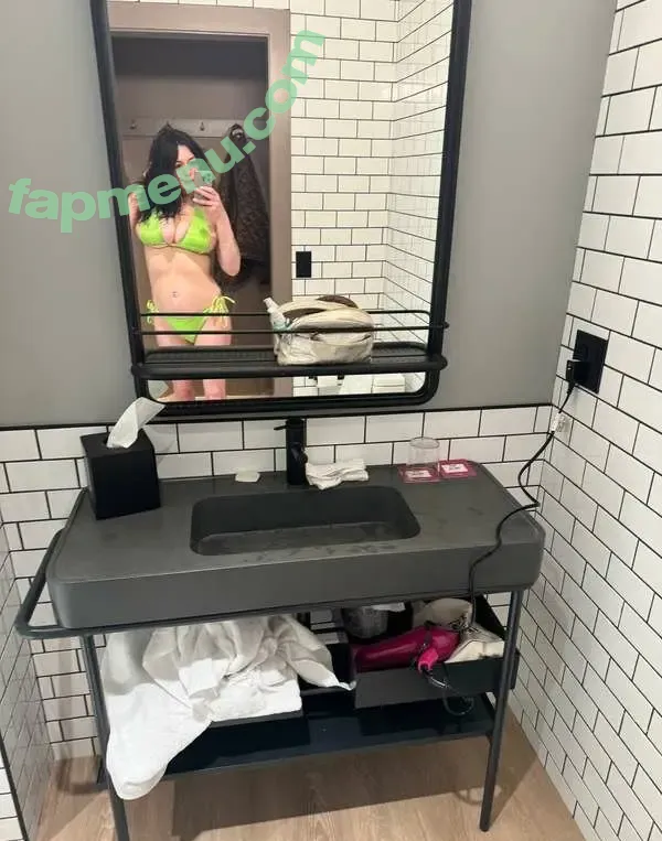 leemadison nude photo #0094 (leemadiso / leemadisondanceexperience)