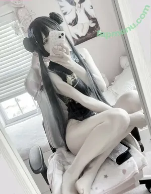 Leen / leen.abd / leeninsm / leenism nude photo #0019
