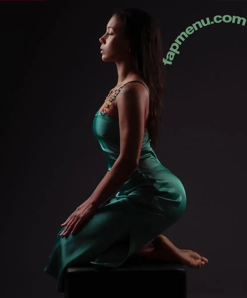 leeshxion nude photo #0056 (leeshxion)