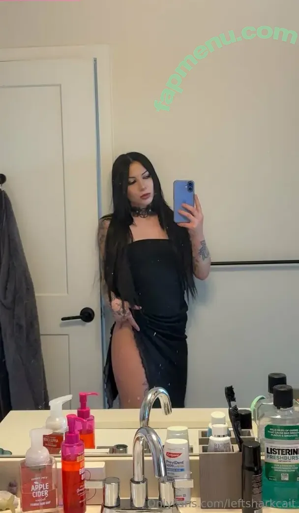 leftsharkcait nude photo #0080 (leftsharkcait)